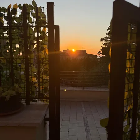 Delia S House 아파트